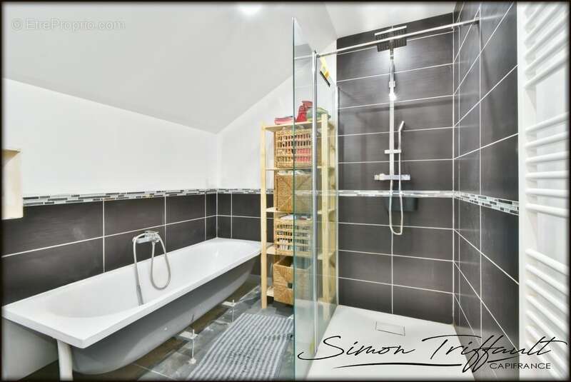 Maison à PARIGNE-L&#039;EVEQUE