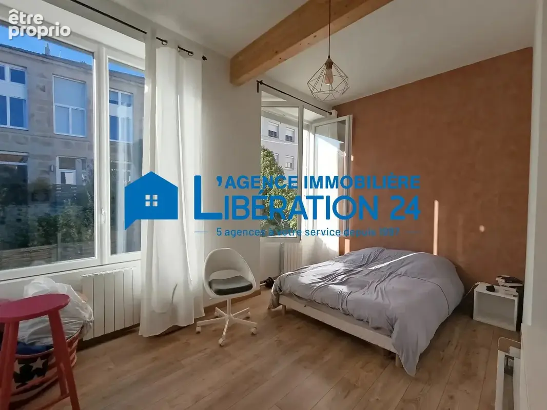 T3 rénové avec tropezienne - photo 12