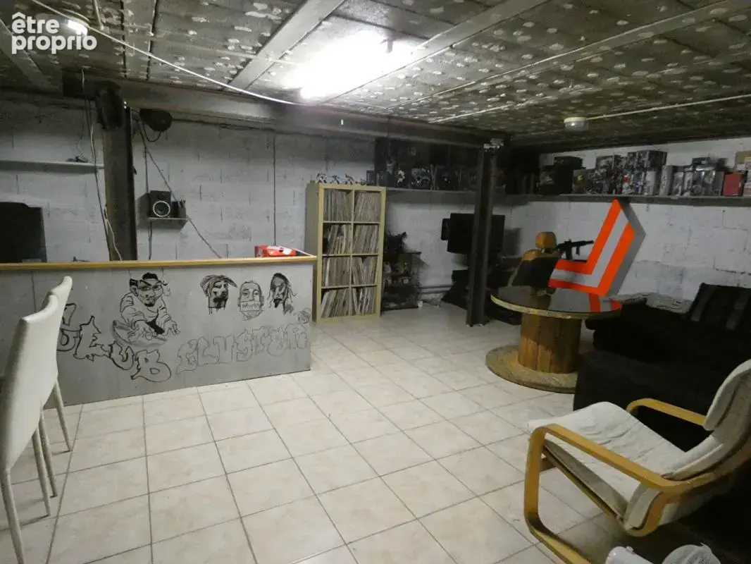 Ancienne maison d'architect  (177m²) + sous sol total - photo 16