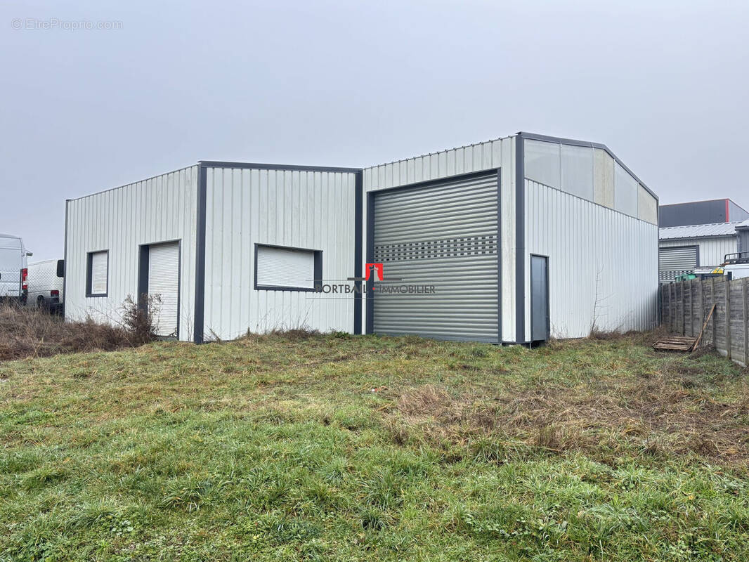 Commerce à SAINT-ANDRE-DE-CUBZAC