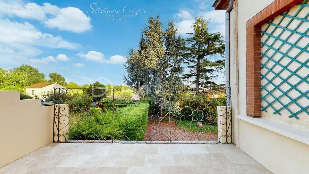 Maison à SAINTE-FOY-D'AIGREFEUILLE