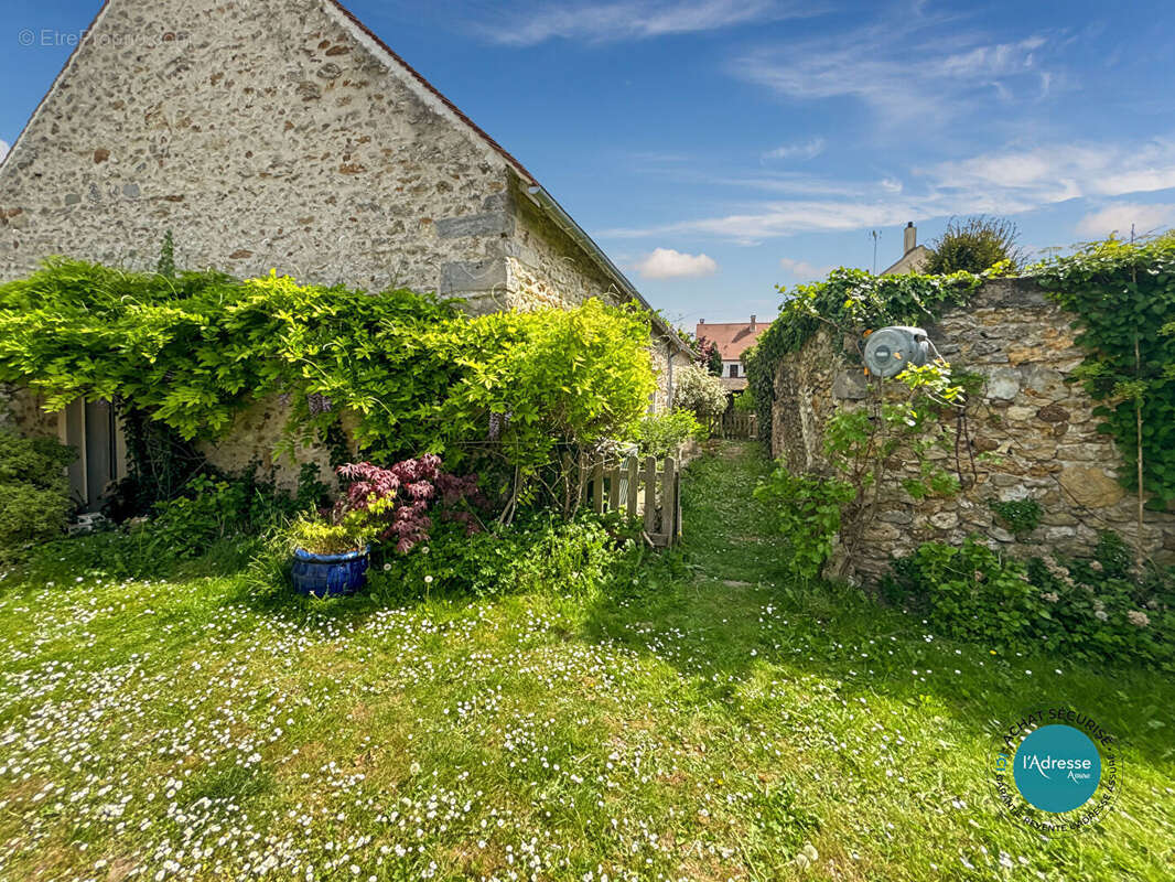 Maison Fontenay Le Vicomte 6 pièces 175 m2 - photo 17