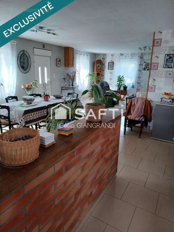 Photo 3 - Maison à ESQUEHERIES