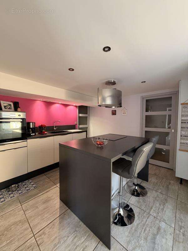 Maison 180 m² à Piegut-Pluviers  - photo 13