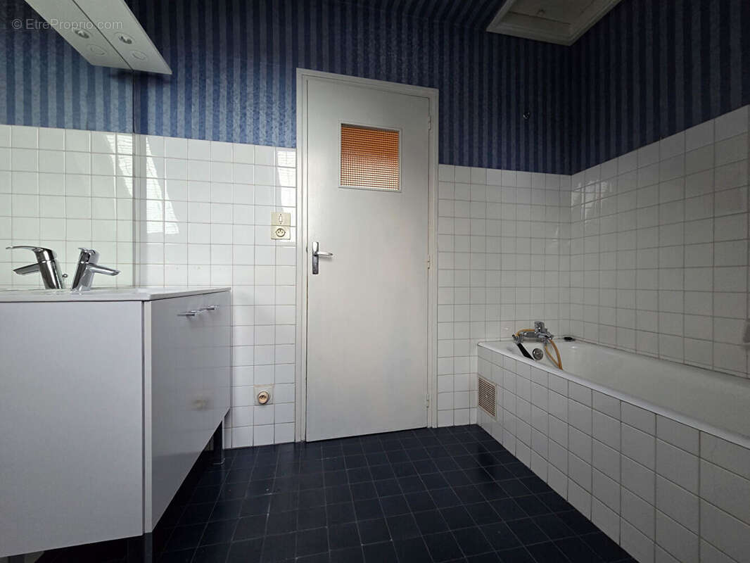 Maison à SAINT-RENAN