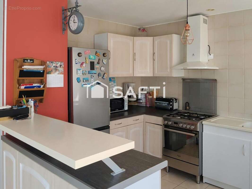 Maison 128 m² à Mantes-La-Ville  - photo 2