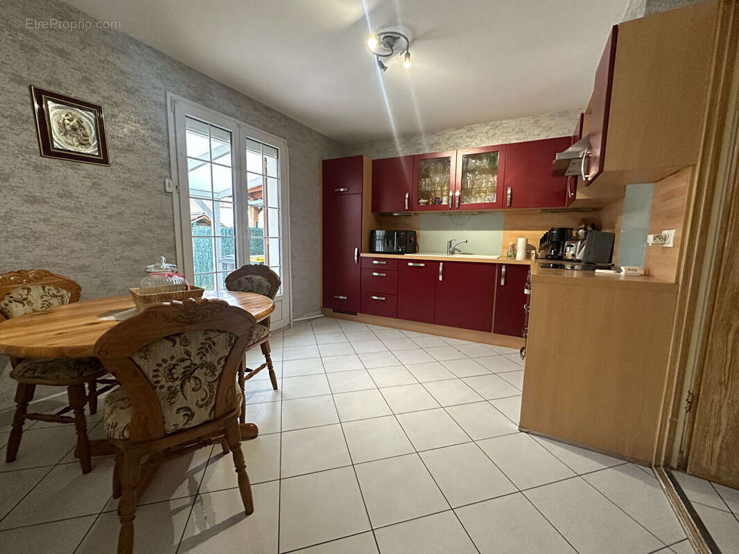 Maison à ARS-SUR-MOSELLE