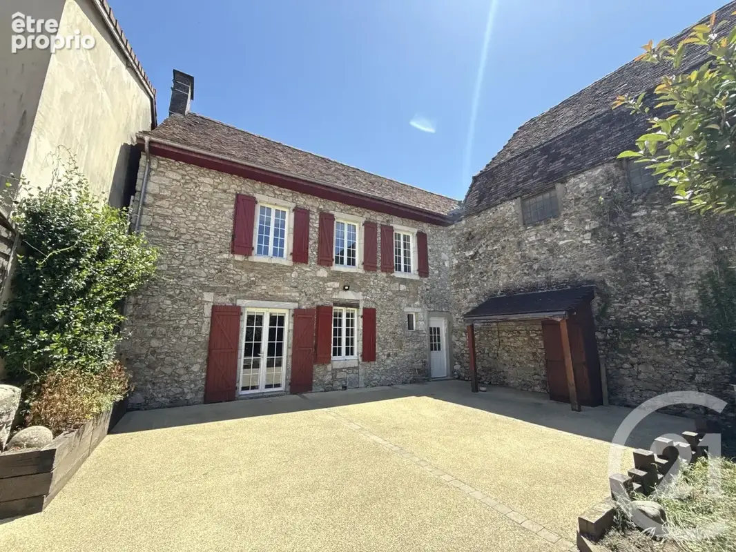 Photo Maison à Orthez au prix de 323 000€