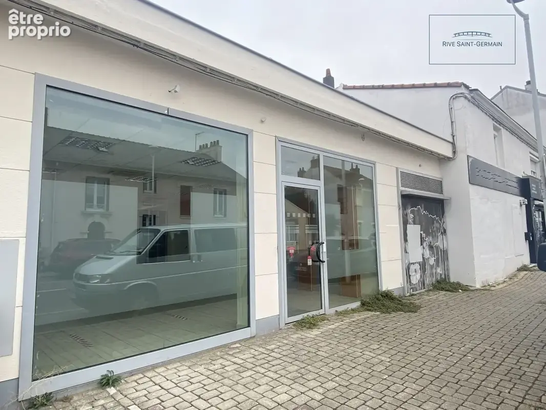 Commerce 200 m² à vendre à Reze (44400) - photo 1