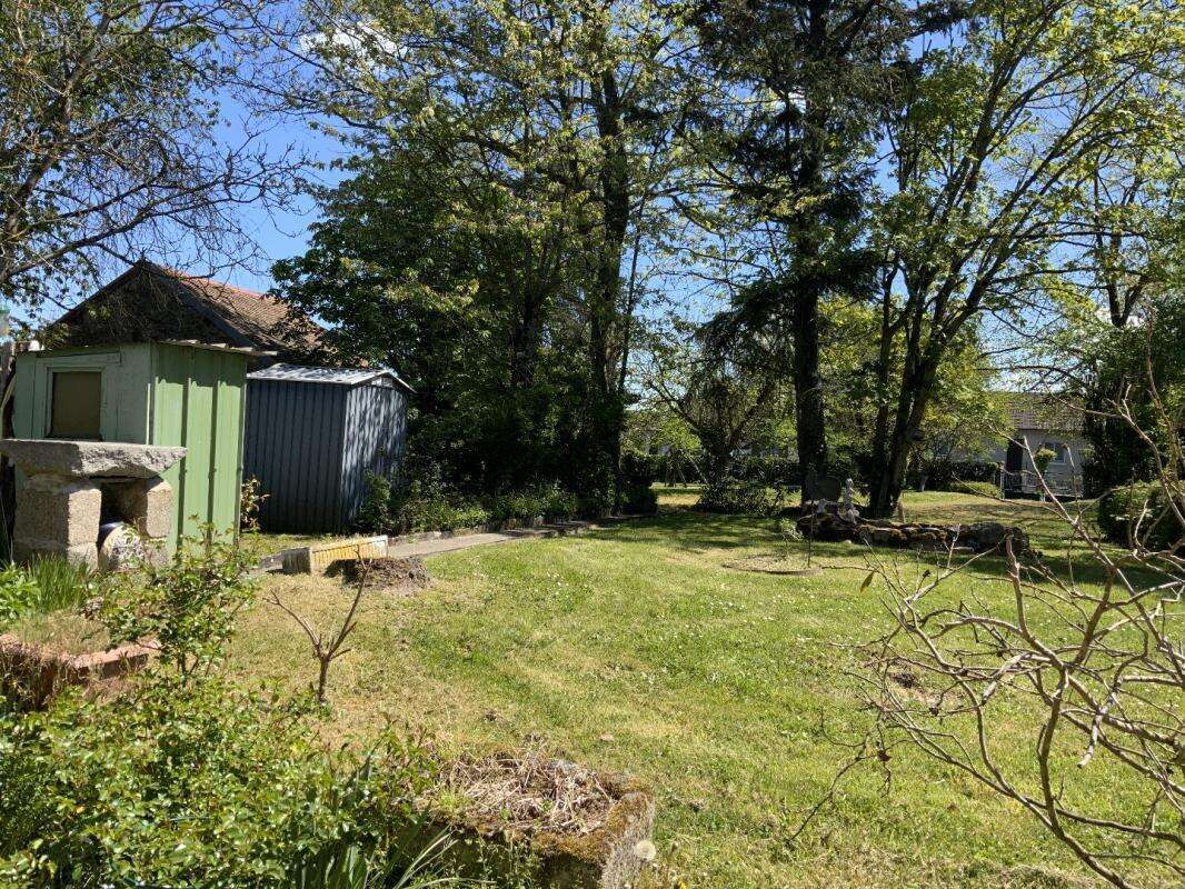 Maison à GENOUILLAC