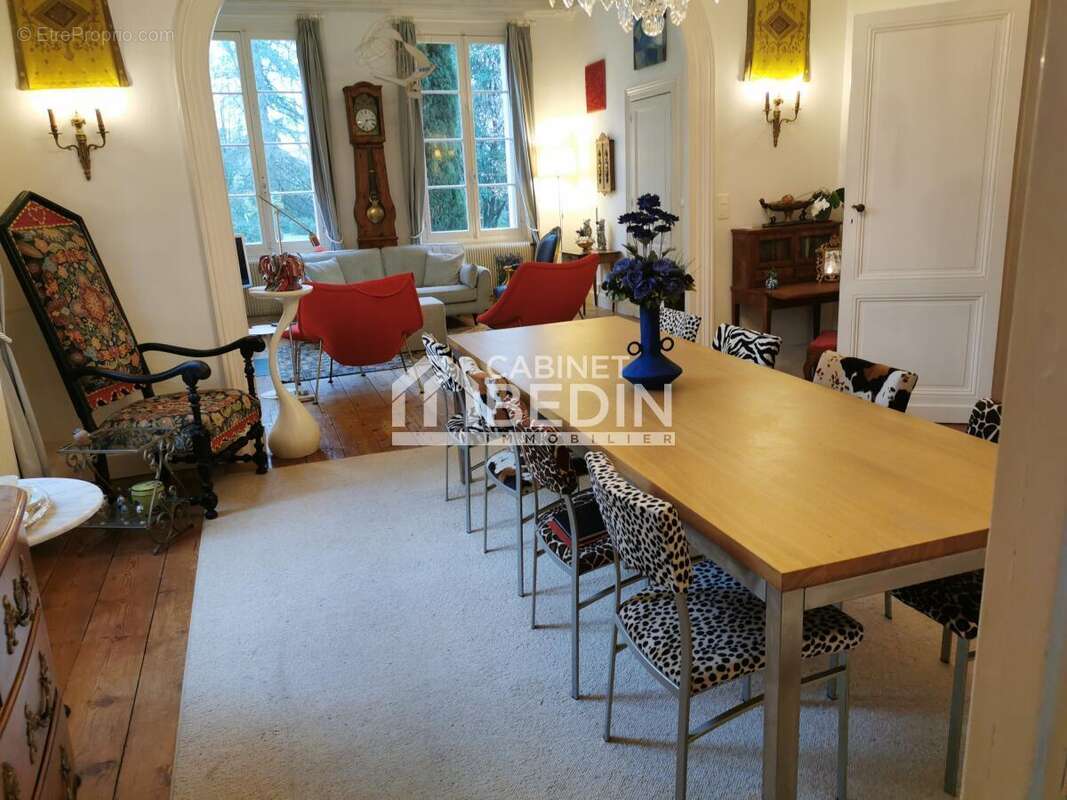 Maison à SAINT-SEURIN-SUR-L'ISLE