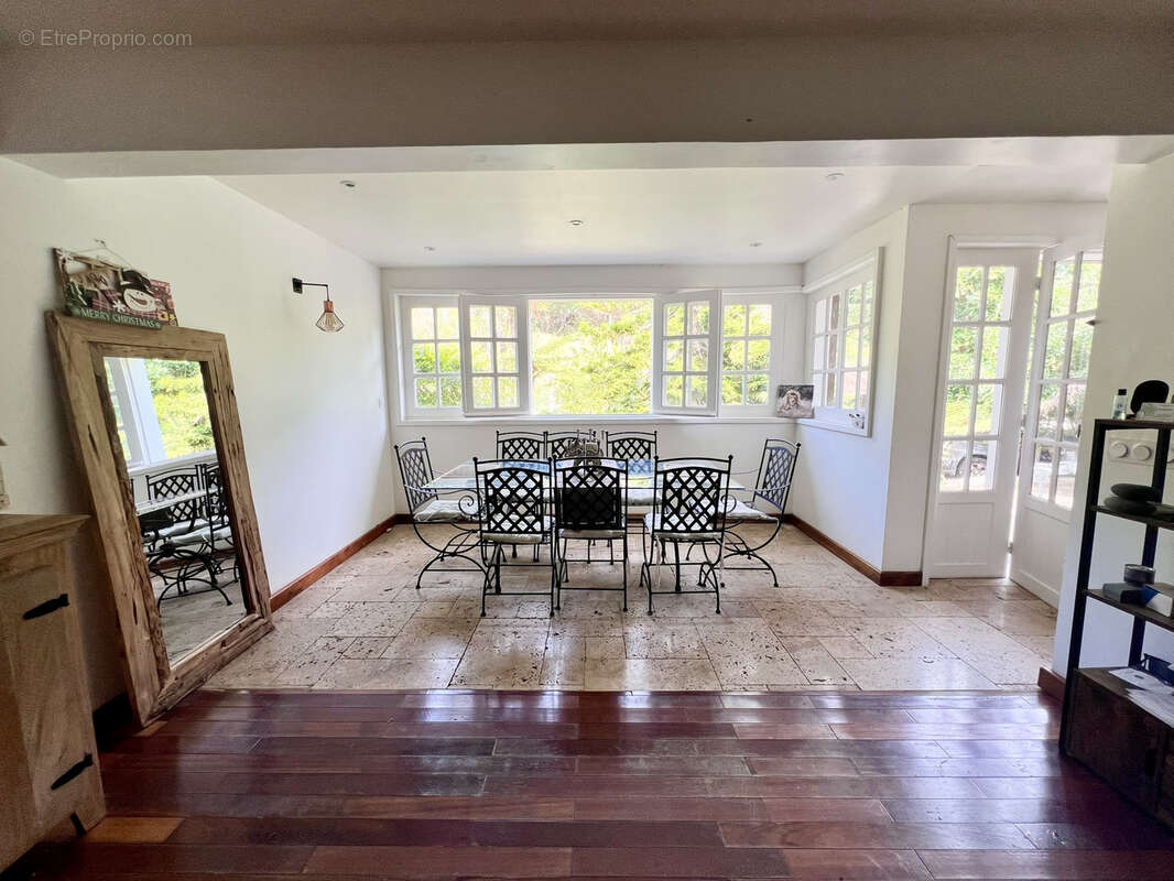 Maison à LA POSSESSION