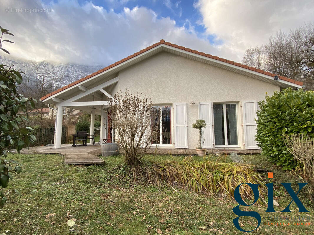 Maison à SAINT-ISMIER