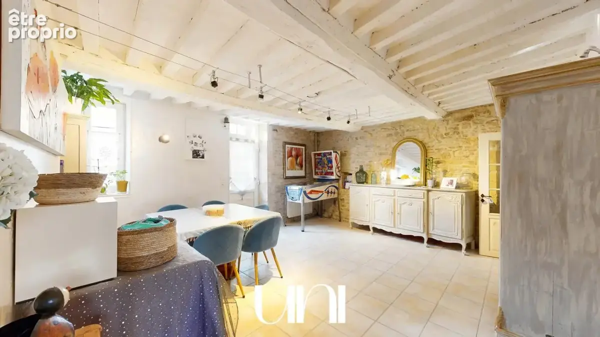 Maison 7 pièces de 140 m2 en pierres - Thaon - photo 4