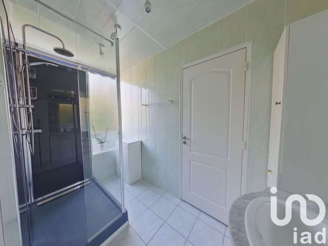 Photo 8 - Appartement à BOUSSY-SAINT-ANTOINE