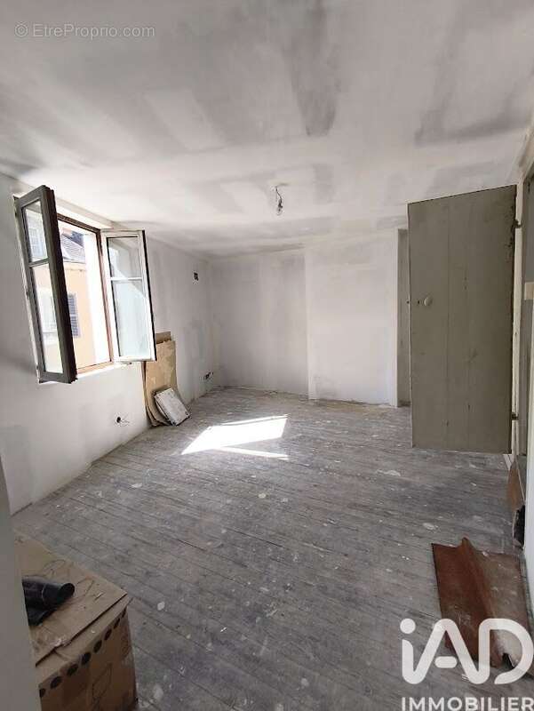 Maison 110 m² à Chateauroux  - photo 4