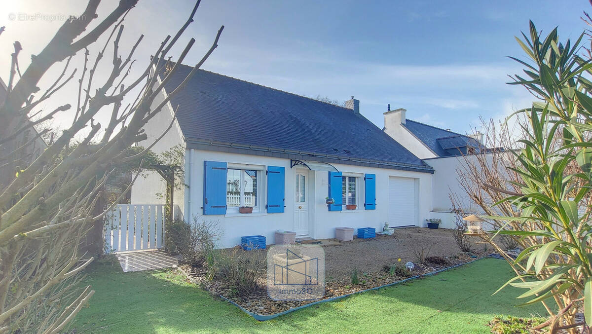 Maison à SAINTE-LUCE-SUR-LOIRE