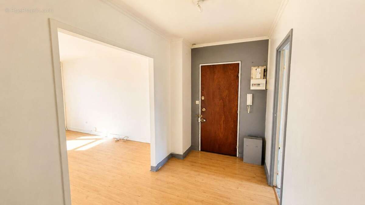 Appartement À Vendre - photo 4