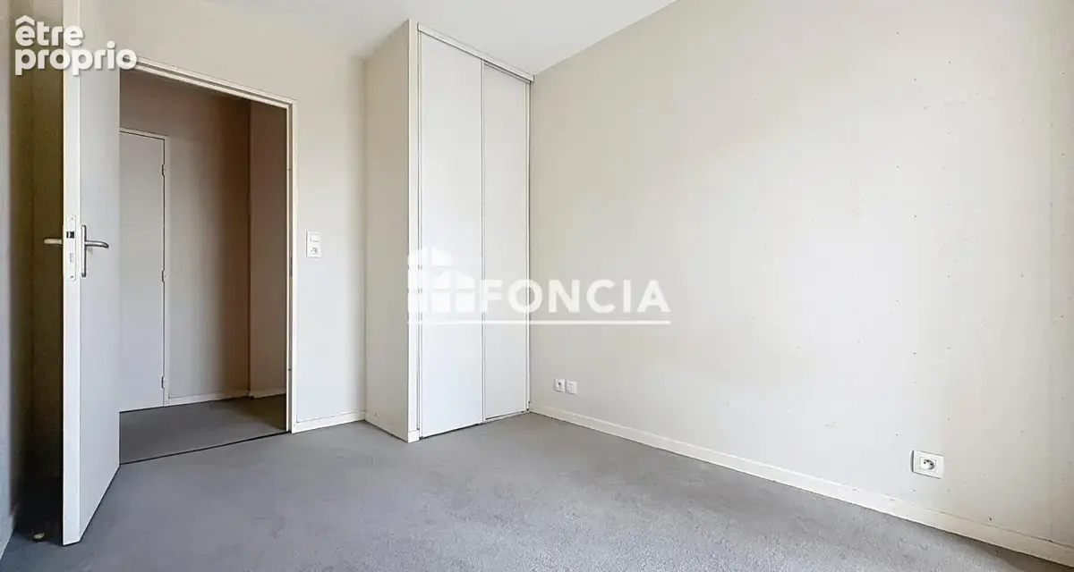 Appartement t3 - parking - cave - pmr - photo 5