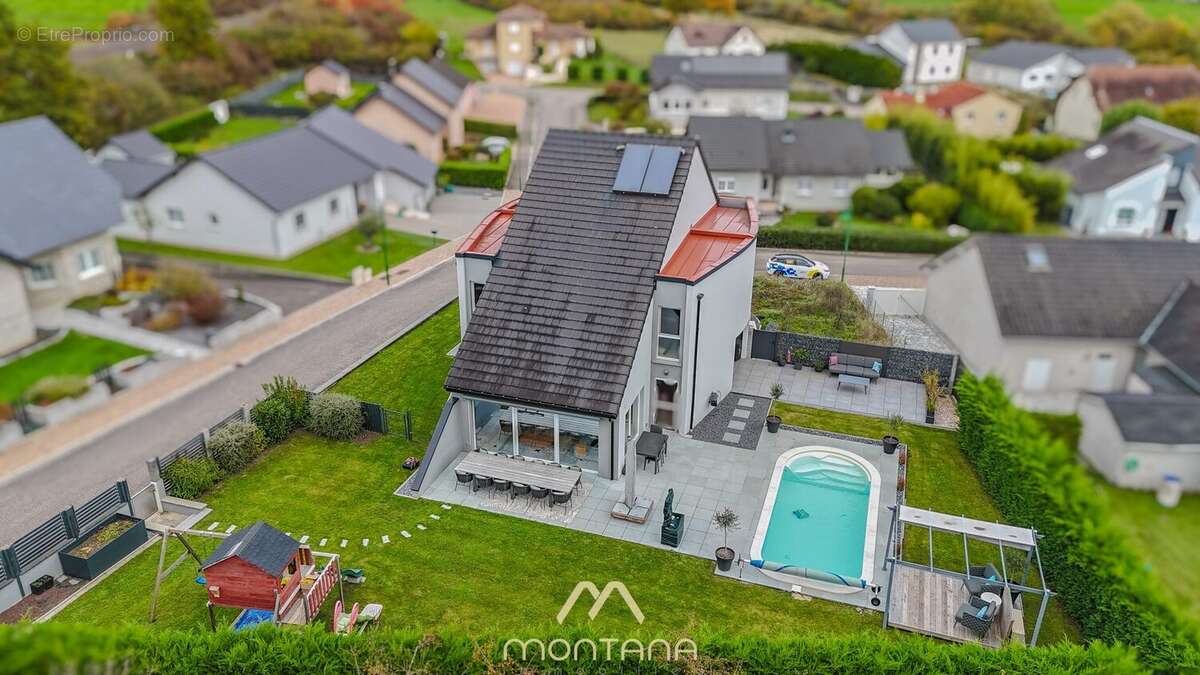 Maison à LOUPERSHOUSE