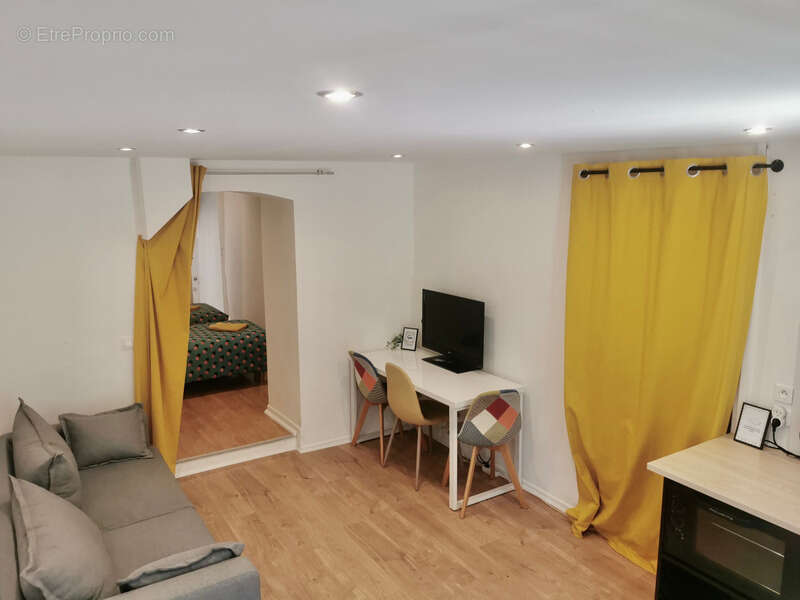 Appartement à PRINGY