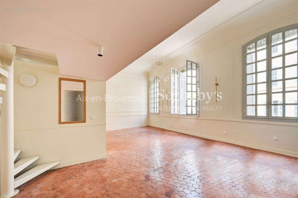 Appartement à AIX-EN-PROVENCE