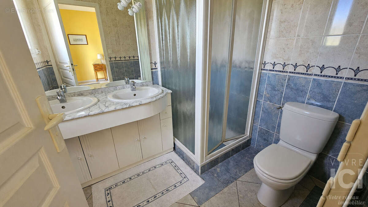 Maison à SAINTE-LUCE-SUR-LOIRE