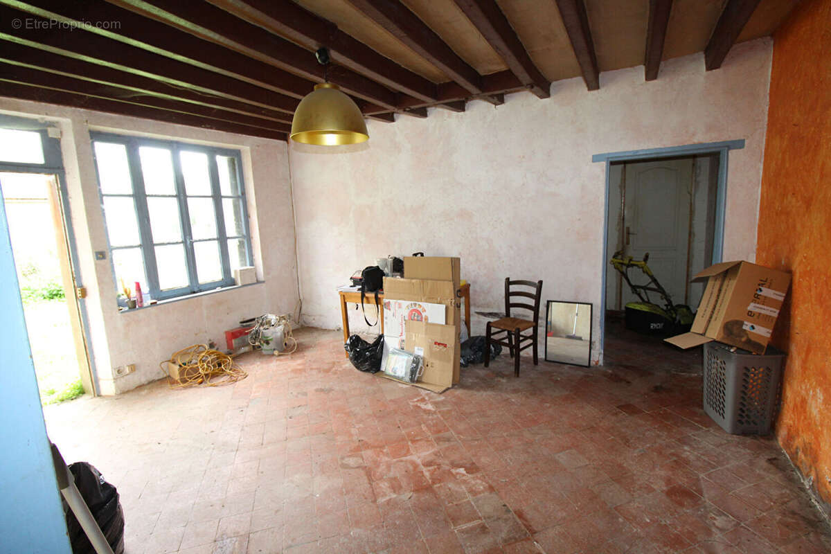 Maison à MESLAY-LE-VIDAME