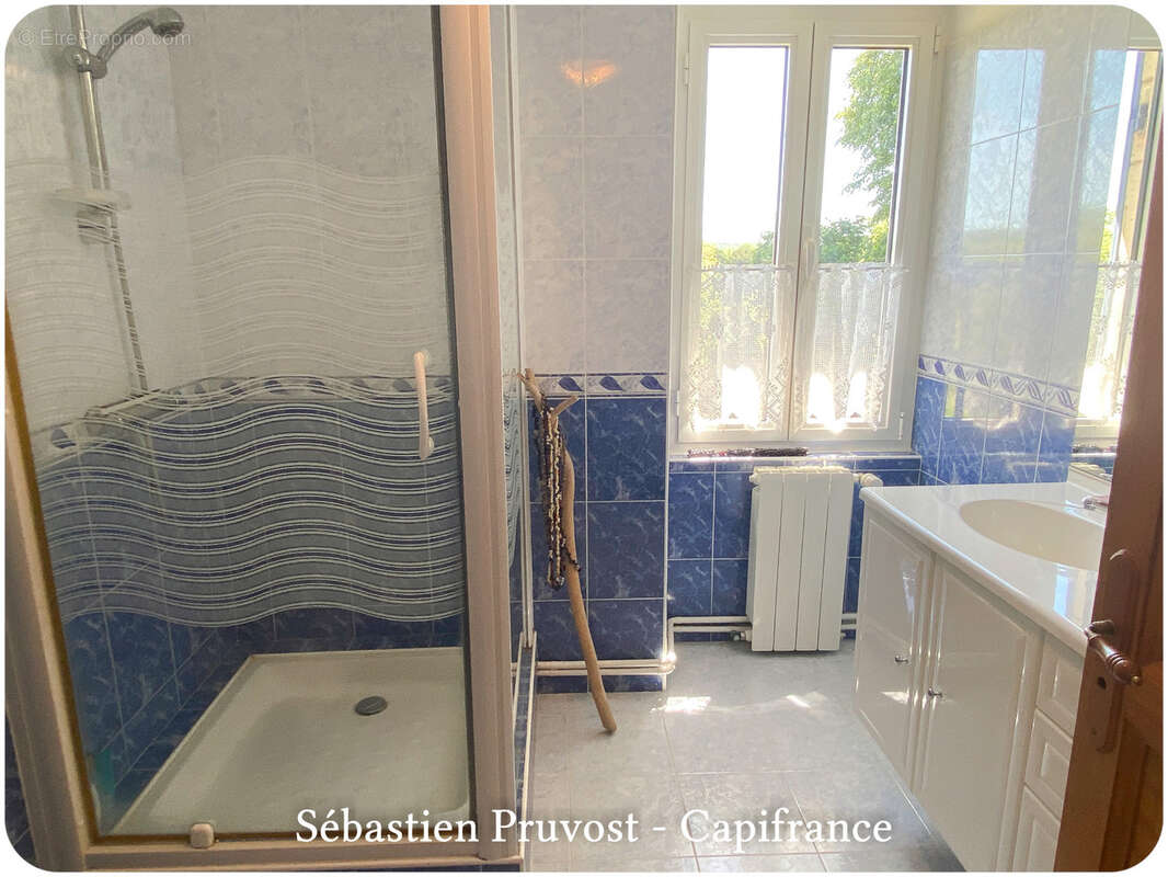 Champagnac de Belair (24), Dordogne, Maison en pierre à vendre, 211 m², 6 Pièces, Terrain 4 332 m², 5 chambres, Gîte, Atelier - photo 14