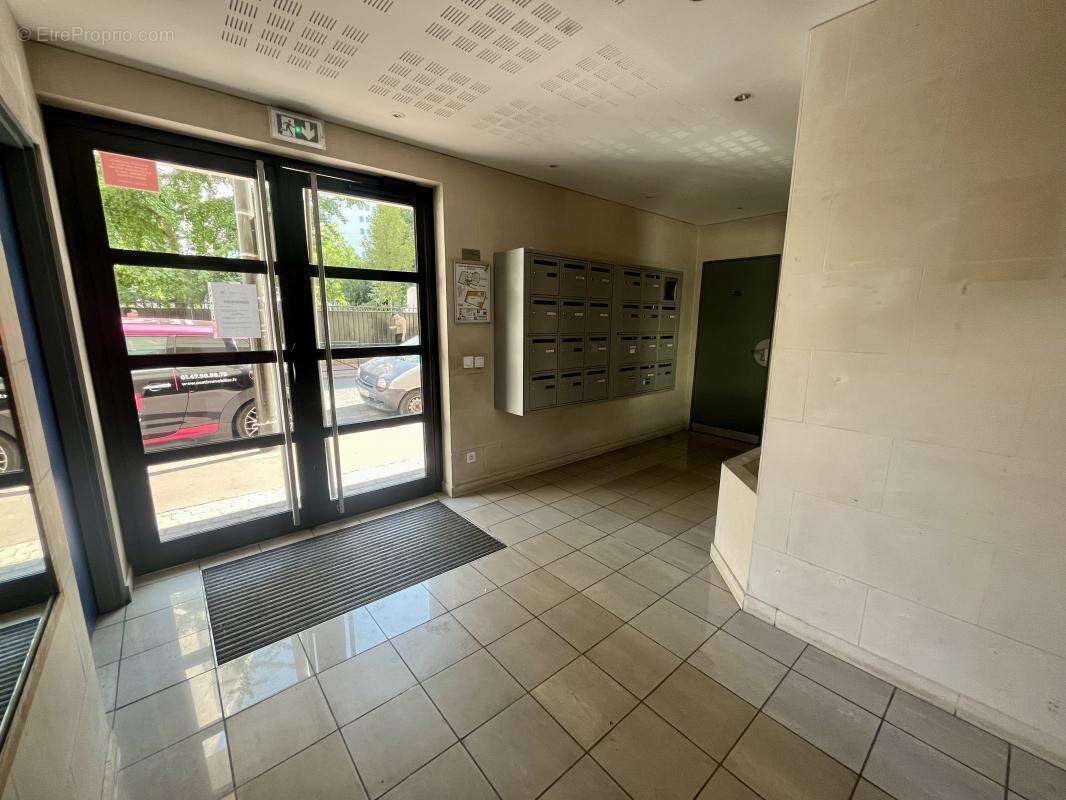 Appartement à LEVALLOIS-PERRET