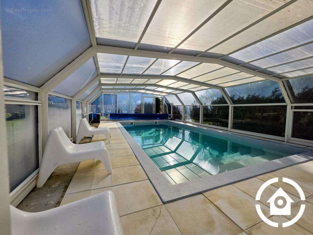 Maison Individuelle avec Piscine et Grand Jardin - Plain-Pied - photo 23