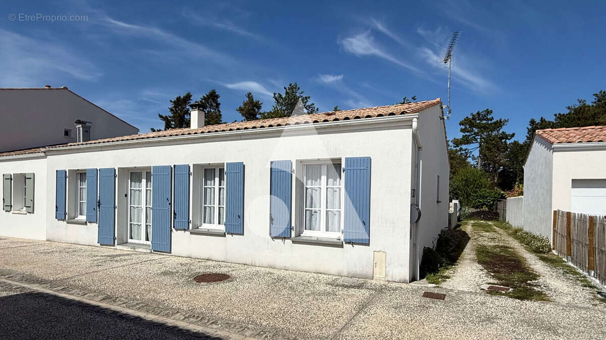 Maison à MORNAC-SUR-SEUDRE