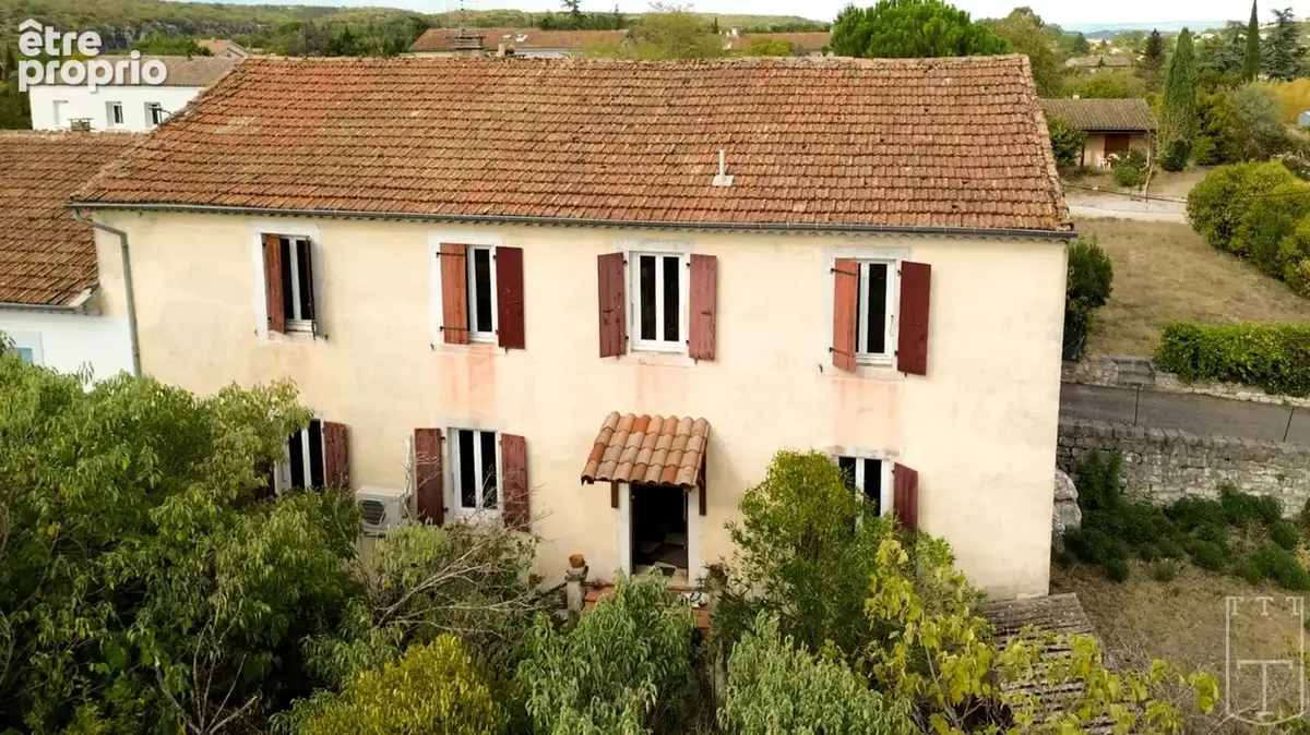 À rénover au cur du village de ruoms - photo 24