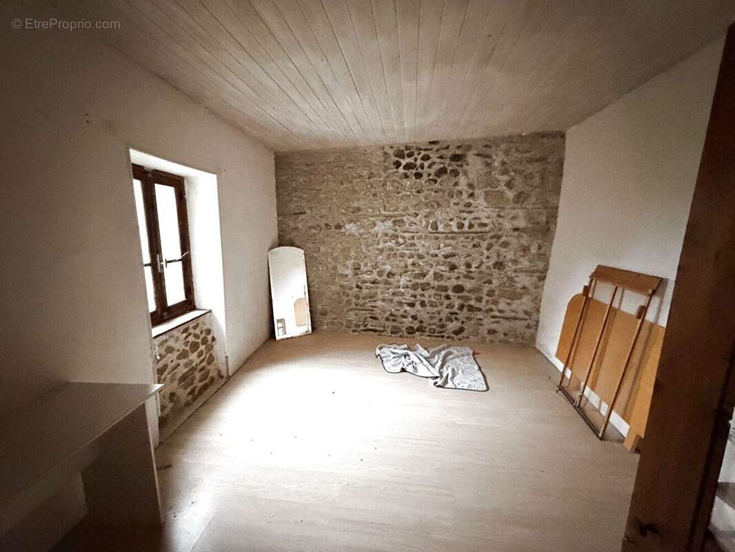 Maison à LEOTOING