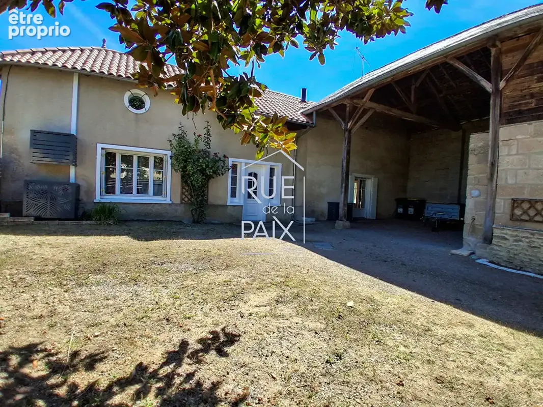 Maison à LENCLOITRE