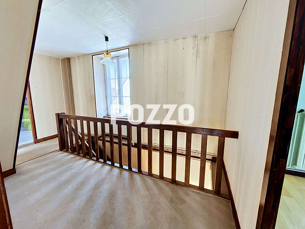 Maison à REFFUVEILLE