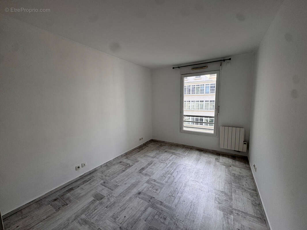 Appartement à PARIS-19E