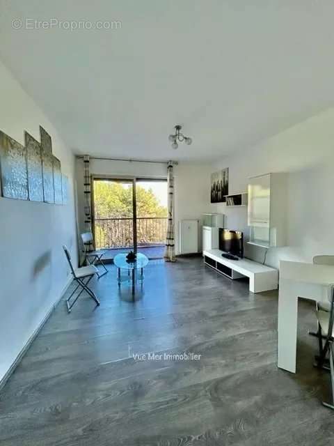 Appartement à PEYMEINADE