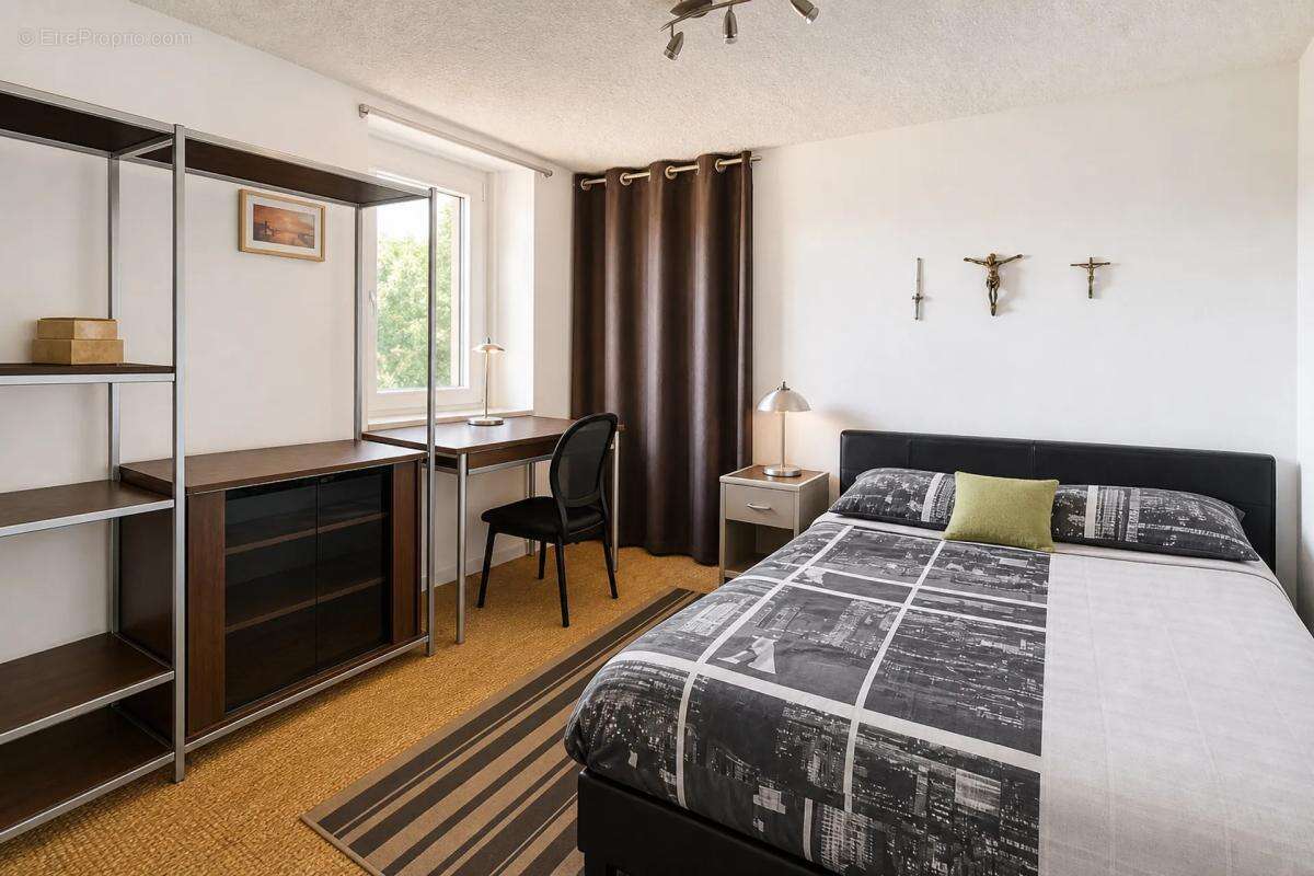 Appartement à DECAZEVILLE