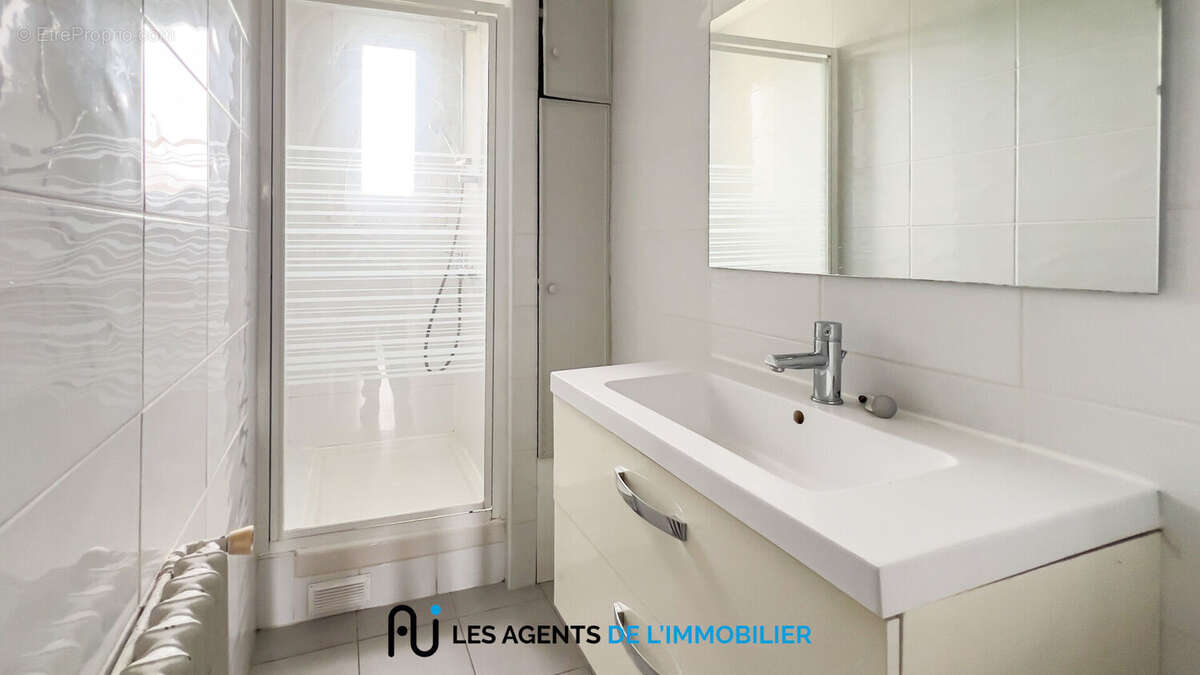 Appartement à NANTERRE