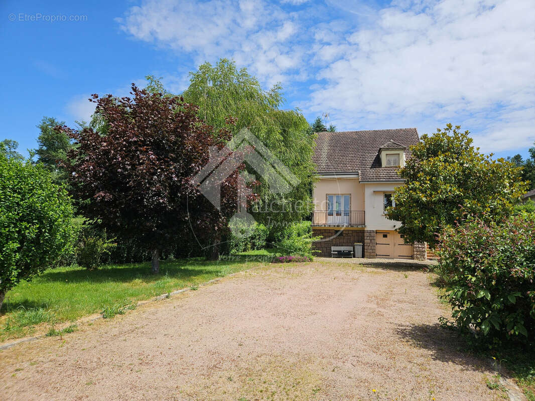 Maison à LAPALISSE