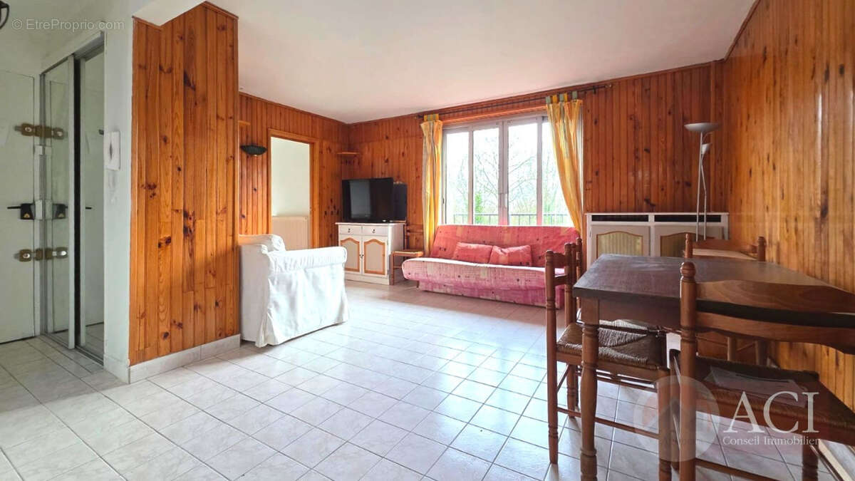 Appartement à EPINAY-SUR-SEINE