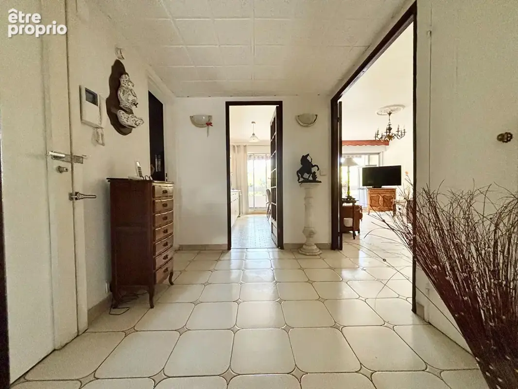 Appartement T4 de 86 m2 Secteur Les Chartreux - photo 9