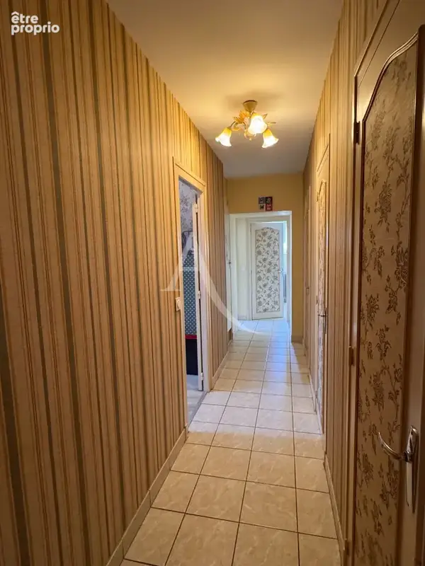 Maison a chambres a vendre - proche chabris - photo 12