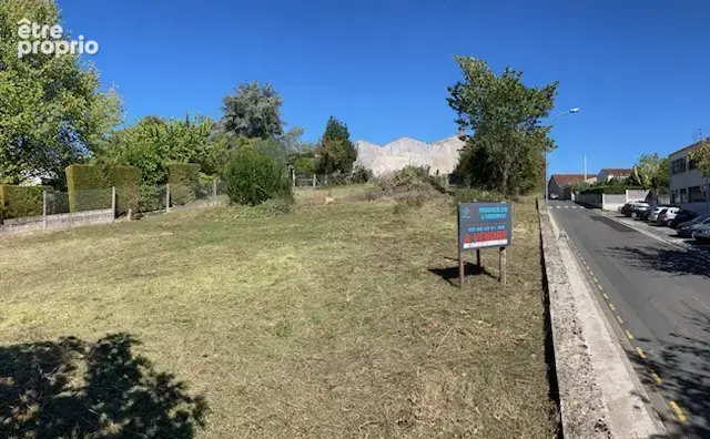 Photo Terrain à Saintes au prix de 70 000€