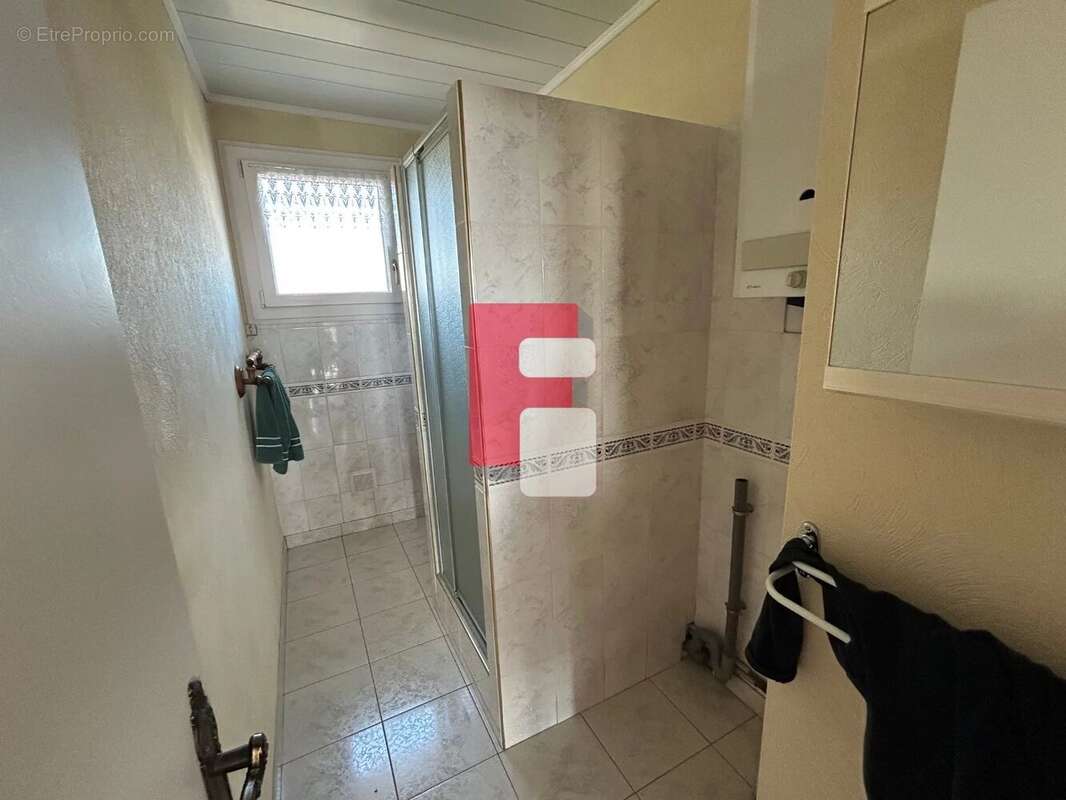 Appartement à SAINTE-SAVINE