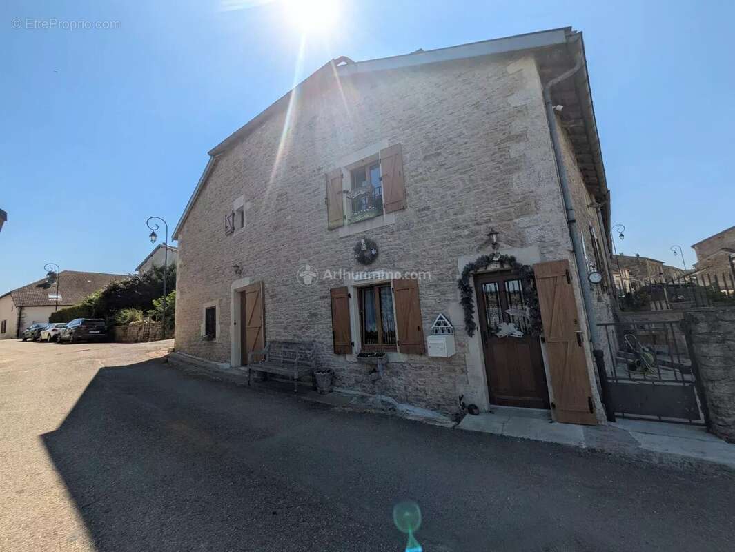 Maison de charme en pierre - photo 2