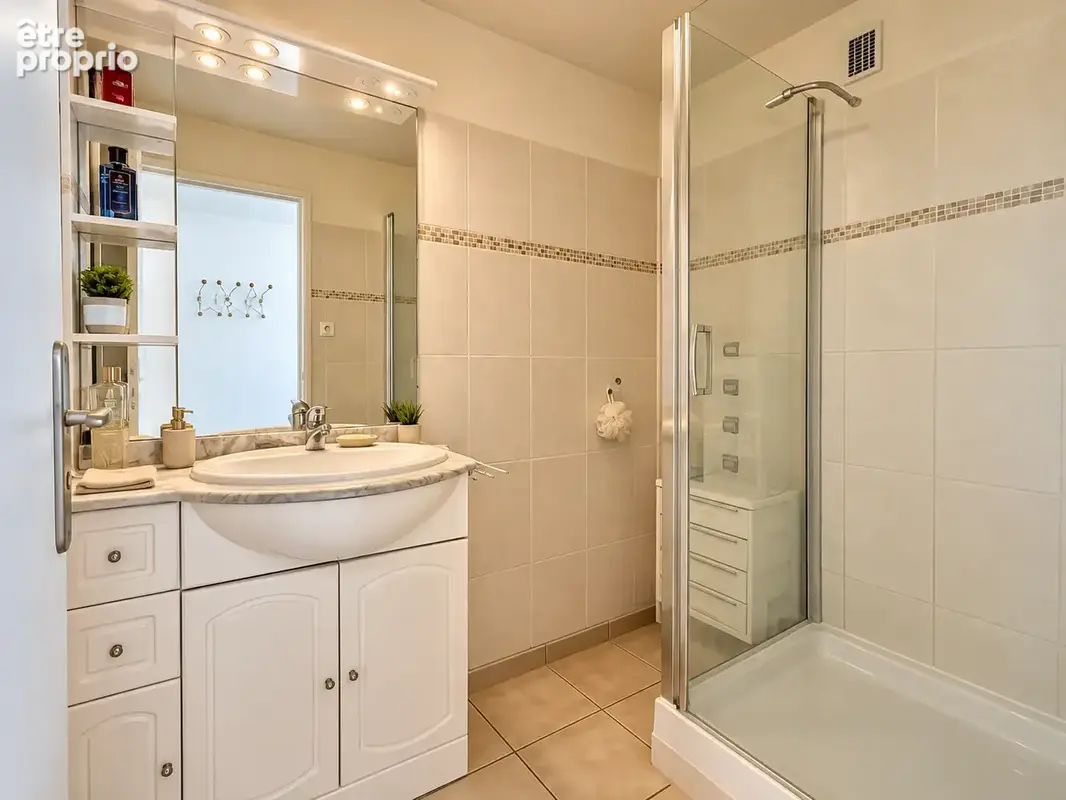À VENDRE - T3 avec Terrasse 100 m2 + balcon et Cave   Secteur Les Vallons - photo 19