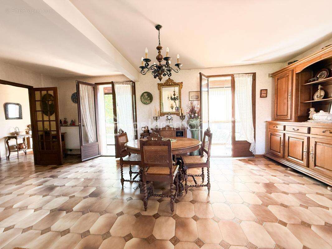 Maison à FONTAINE-LES-DIJON