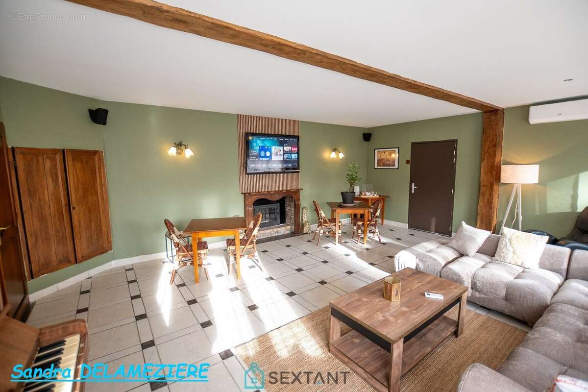 Maison à POIX-DE-PICARDIE